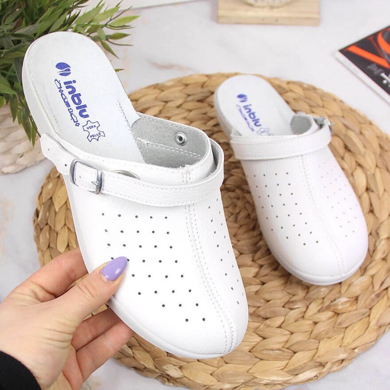 Sanitär Inblu W ARC14 Hausschuhe weiß 1