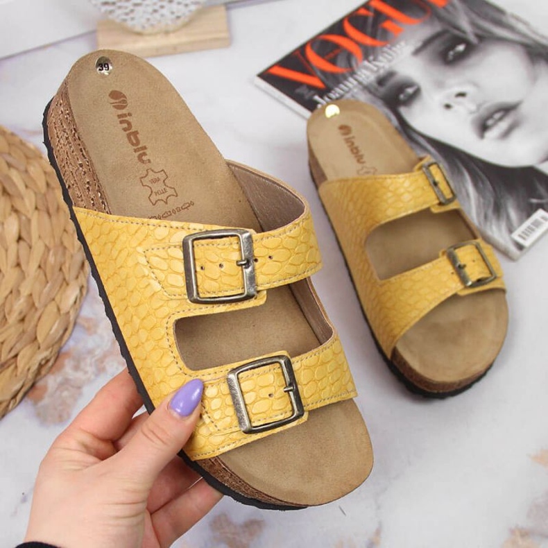 Gelbe Inblu W ARC15 Hausschuhe mit Schnallen 1