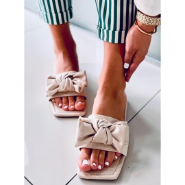 Nisha Pantoletten mit quadratischer Sohle in Beige 1