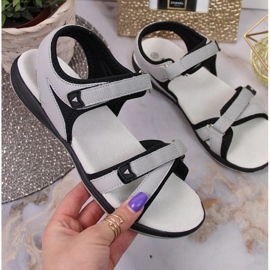 Graue Sportsandalen mit Klettverschluss W American Club schwarz 1