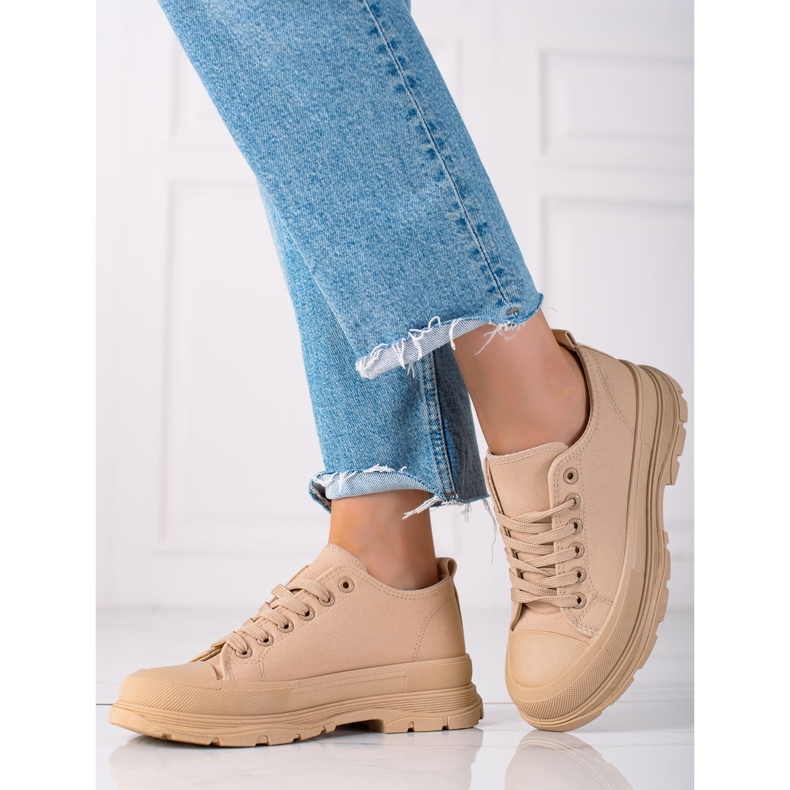 SHELOVET Turnschuhe auf der Plattform beige 1