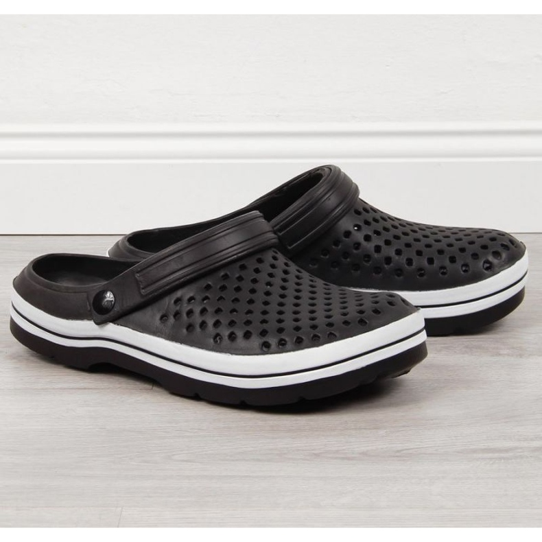 Neuheiten M EVE301A schwarze durchbrochene Schaumstoffpantoffeln 1