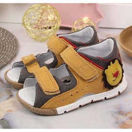 Sandalen mit Klettverschluss Kornecki Jr KOR6867 Kamel braun 2