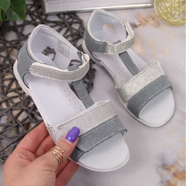 Sandalen mit Klettverschluss Kornecki Jr KOR6323 Silber ['silber'] 1