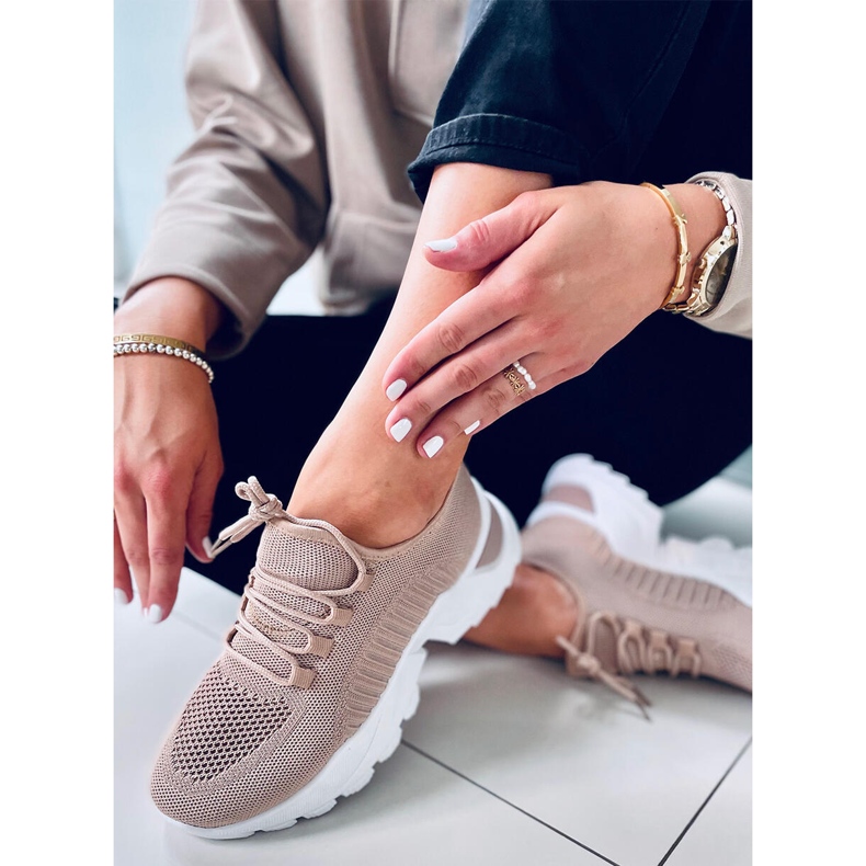 Thorne Sneaker mit Socken in Khaki beige 1