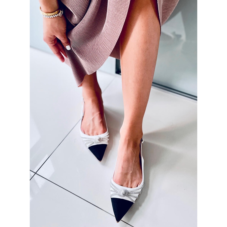 Chanel Taylor Weiße Ballerinas 2