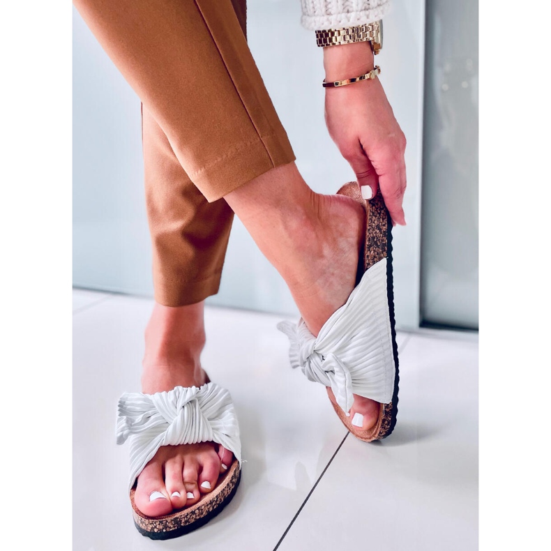 Mossweiße Korkhausschuhe 1