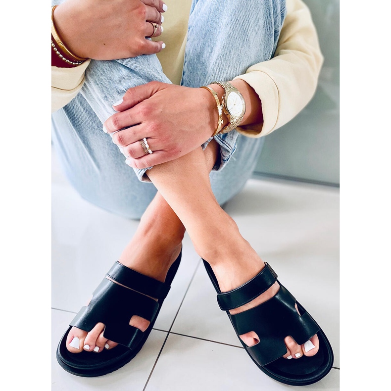 Tawny schwarze Hausschuhe für Damen 1