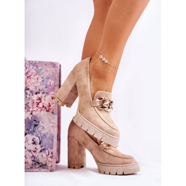 Lewski Shoes Modische Pumps auf der Plattform und einer Bar Lewski Schuhe 3197 Beige 1