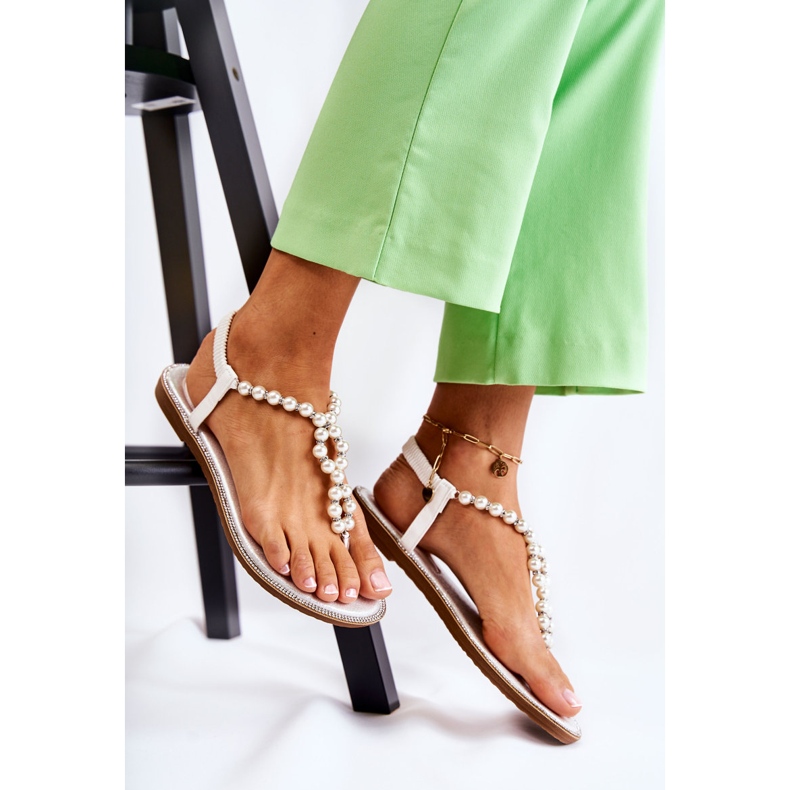 PG1 Modische Sandalen Flip-Flops mit Perlen Weiß Isalia 1