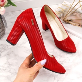 Pumps auf der Post rot W Monique 1