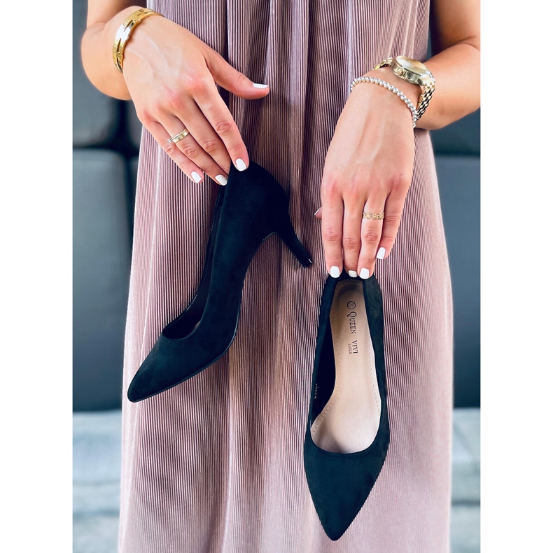 Pumps auf einem Susan Black Stiletto-Absatz schwarz 2