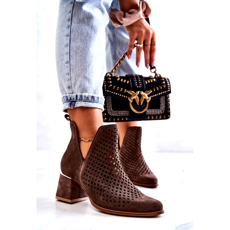 Lewski Shoes Durchbrochene Wildlederstiefel Lewski Schuhe 3165 Erdvelours braun 1