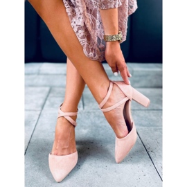 Pumps auf dem Posten von Lizzie Pink rosa 1