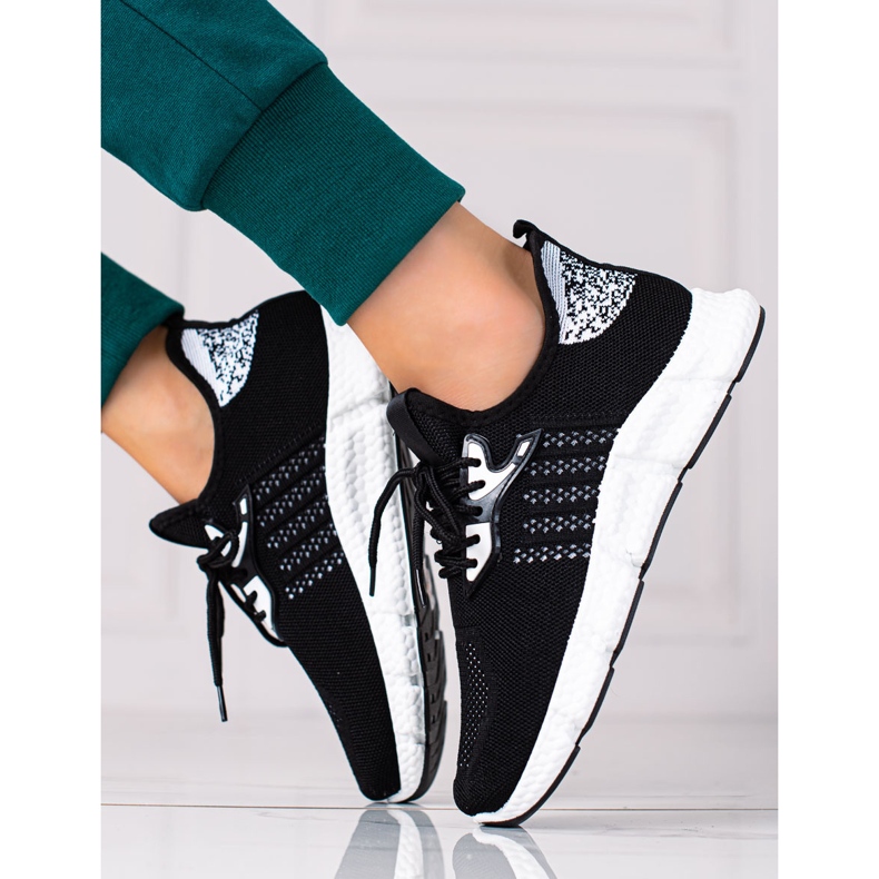 SHELOVET Leichte Sportschuhe schwarz 2