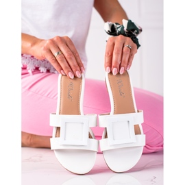 SHELOVET Klassische Damenhausschuhe weiß 1