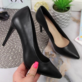 Pumps auf einem schwarzen Absatz von Sergio Leone 1