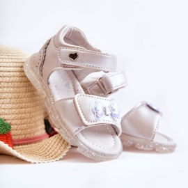 PE1 Bequeme Kindersandalen mit silberner Cayo-Verzierung rosa 1