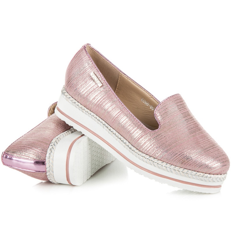 Vices Lordsy auf Plattform rosa 1