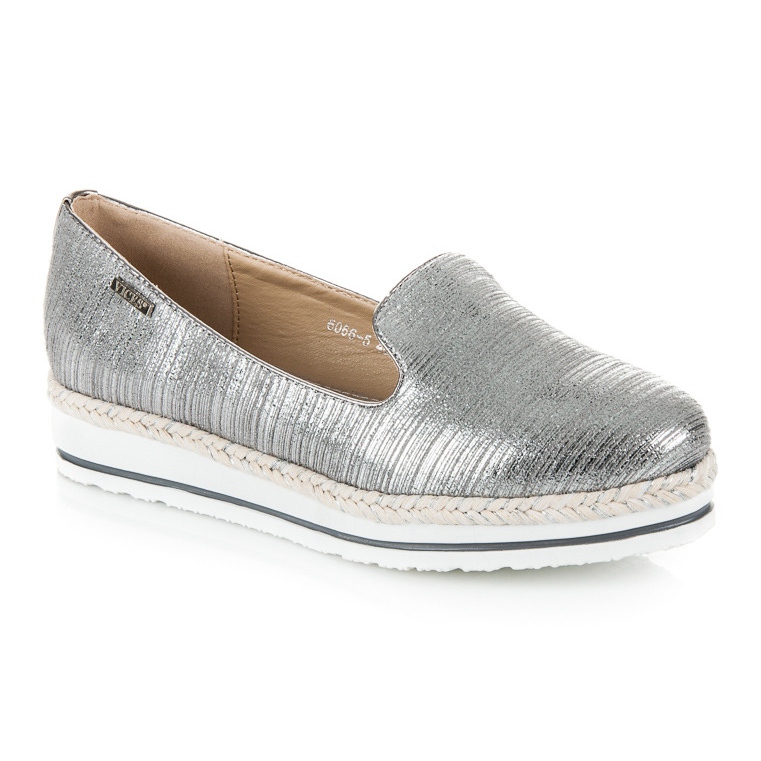 Vices Lordsy auf der Plattform grau 1