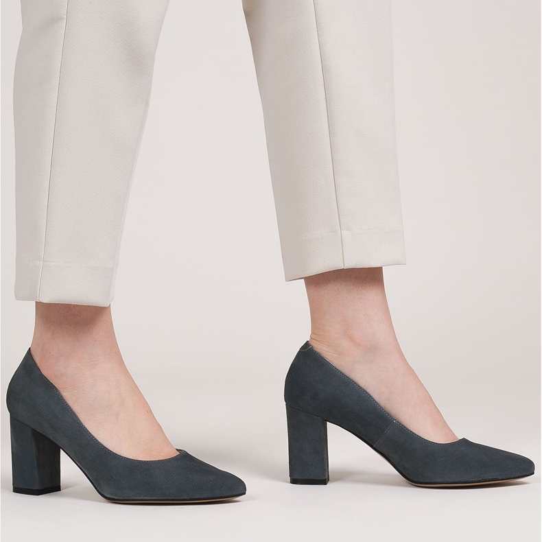 Marco Shoes Graue Pumps aus natürlichem Wildleder 1