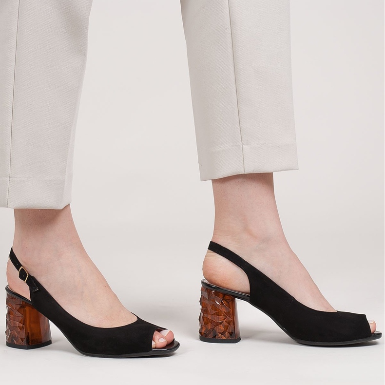 Marco Shoes Schwarze Wildledersandalen mit bernsteinfarbenem 3D-Absatz 1