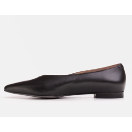 Marco Shoes Ballerinas aus schwarzem Narbenleder 1