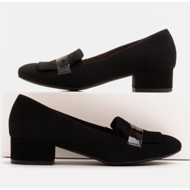 Radoskór Klassische schwarze Damenschuhe für einen breiteren Fuß 1