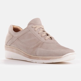 Radoskór Bequeme Schuhe für einen breiteren Fuß auf leichter Sohle beige 1