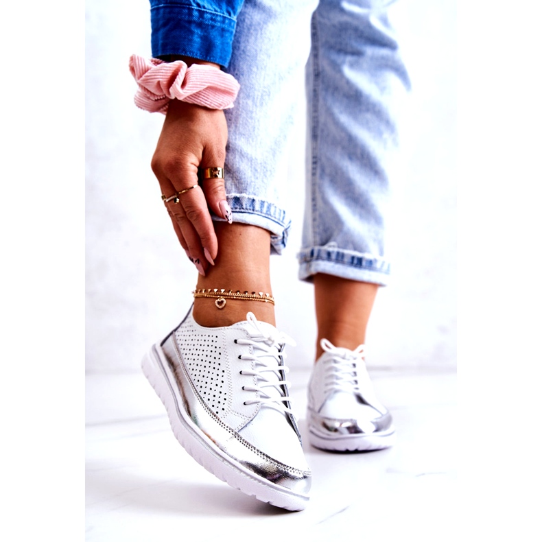 Vinceza Durchbrochene Damenschuhe auf der Plattform Weiß Deloren 1