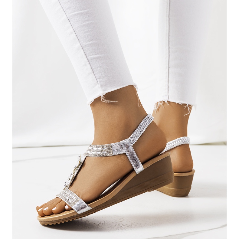 Silberne Amisha Keilsandalen 1