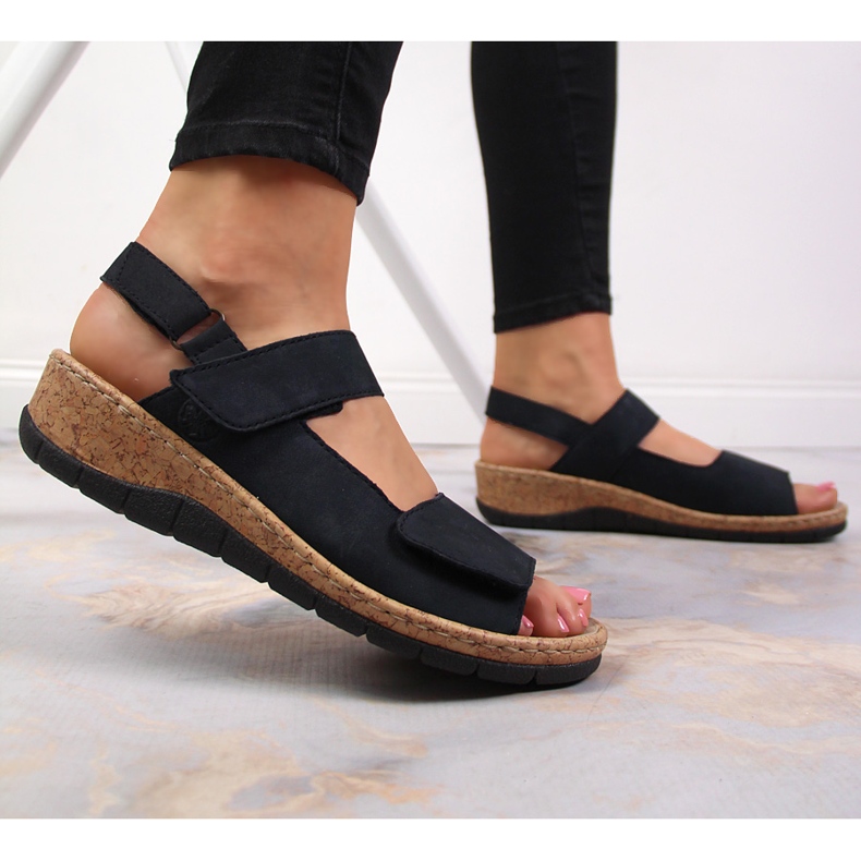 Damen-Ledersandale auf dem Rieker V7170-14 Wedge navy blau 2