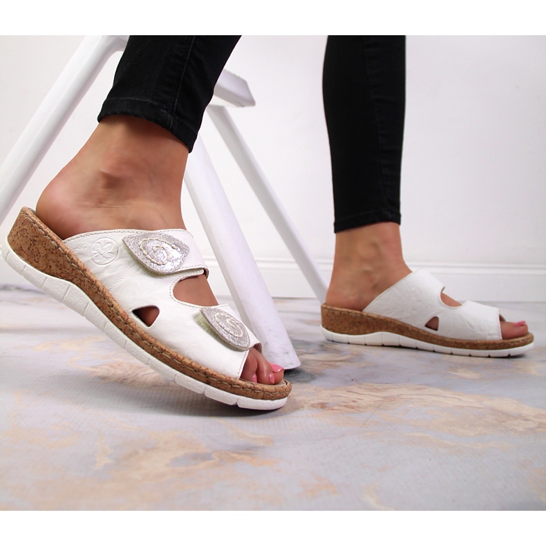 Weiße Rieker V7151-80 Damen-Lederhausschuhe mit Klettabsatz 2