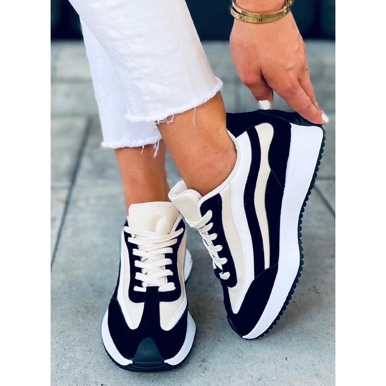 Zuri schwarze Turnschuhe beige 1