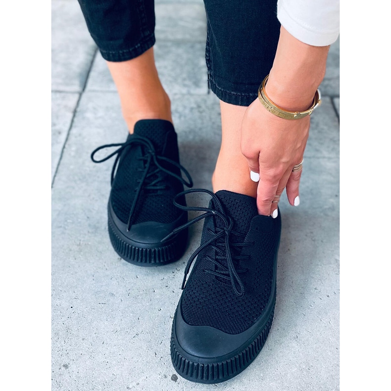 Posten Schwarze Socken für Damen 2