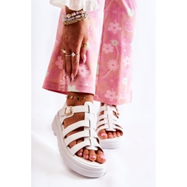 PG1 Modische Sandalen mit weißen Malien-Riemen 1