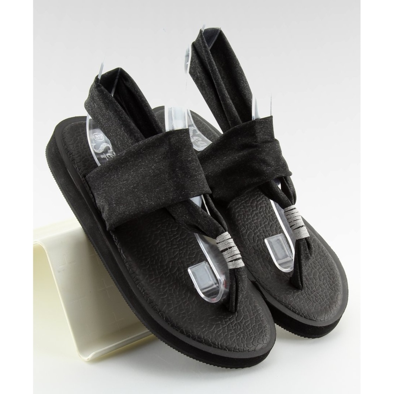 Schwarze Baumwollsandalen DD81P 2