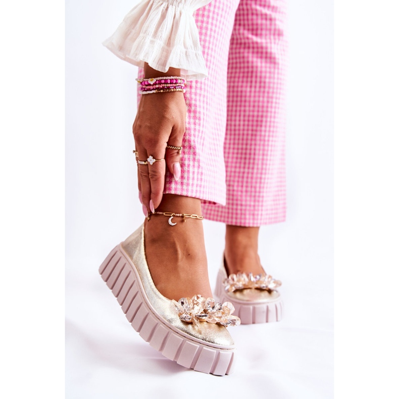 PA2 Lederballerinas auf Plattform mit goldener Ladette-Verzierung 1