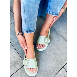 Alana Verde Damenhausschuhe grün 2