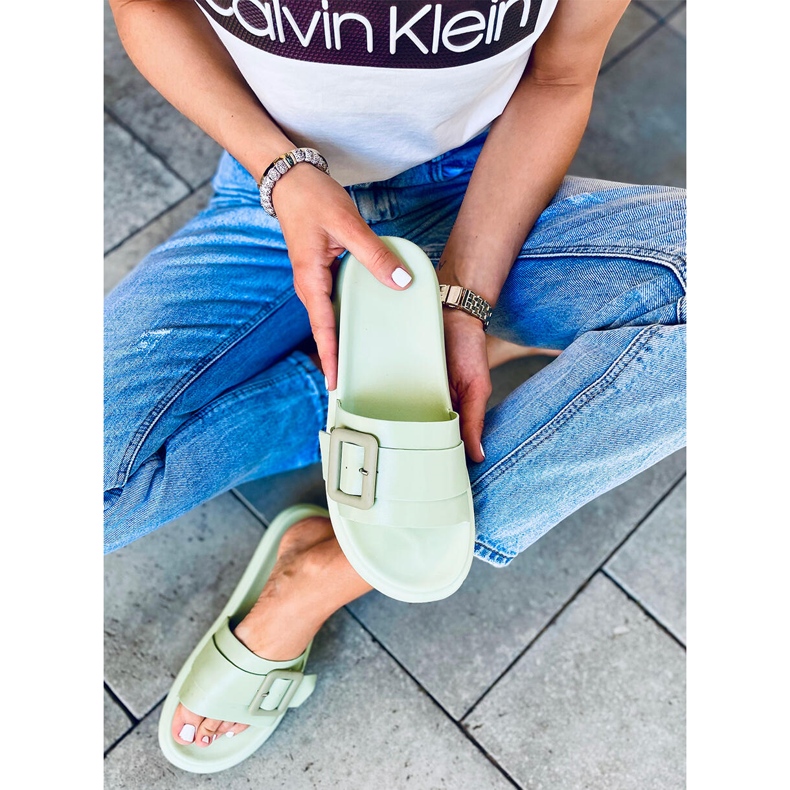 Alana Verde Damenhausschuhe grün 1