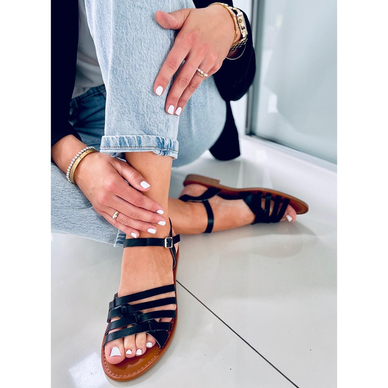 Spokey Schwarze Damensandalen 1