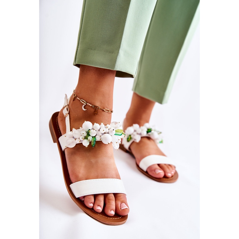 WS1 Modische Sandalen mit weißen Hally-Perlen 1