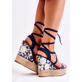 WS1 Modische gebundene Sandalen auf einem marineblauen Recife Keilabsatz 2