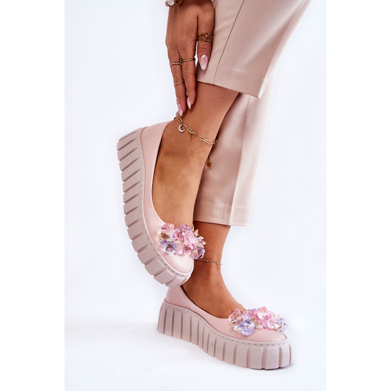 PA2 Lederballerinas auf einer Plattform mit einer bunten rosafarbenen Ladette-Dekoration 2