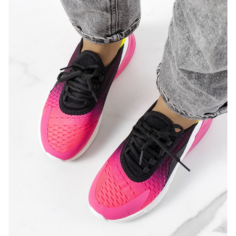 PA1 Schwarze Sportschuhe von Glaner rosa 1