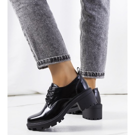 Schwarze Stöckelschuhe von Vance 1