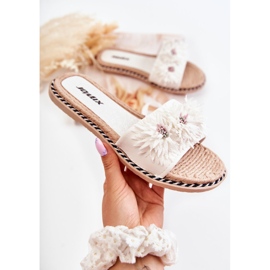 WJ1 Damenhausschuhe mit Stoffblumen Weiß Susana 1