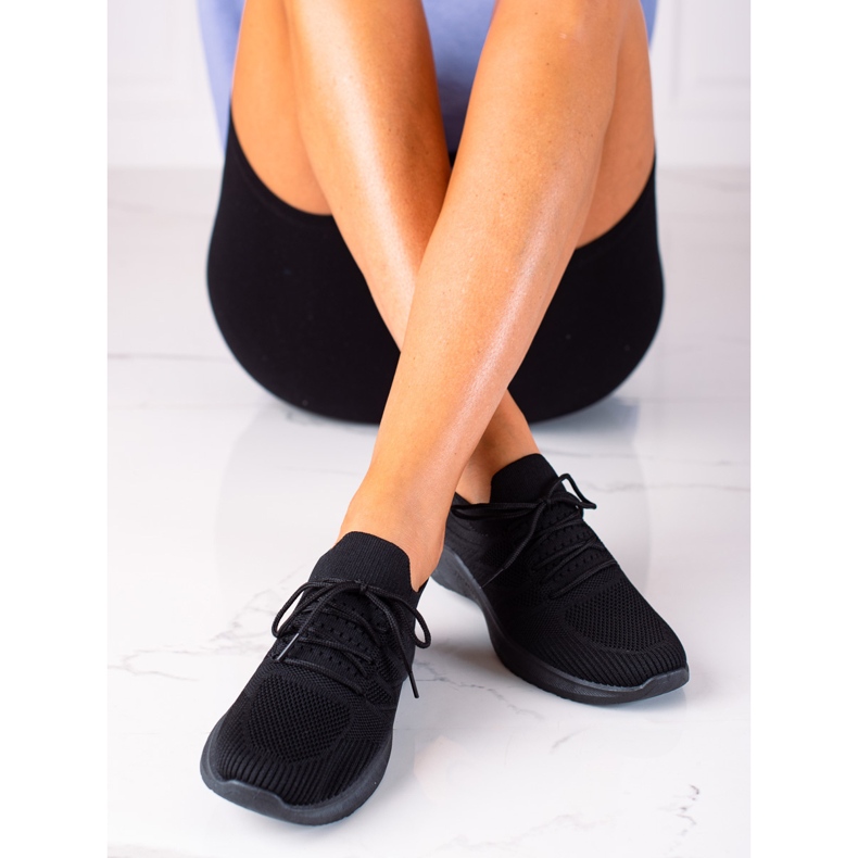 SHELOVET Bequeme Fitnessschuhe schwarz 1