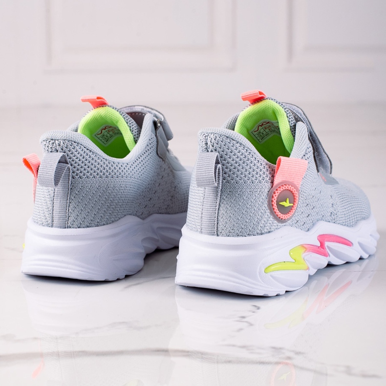 Sportliche Turnschuhe für Mädchen Vico grau 1