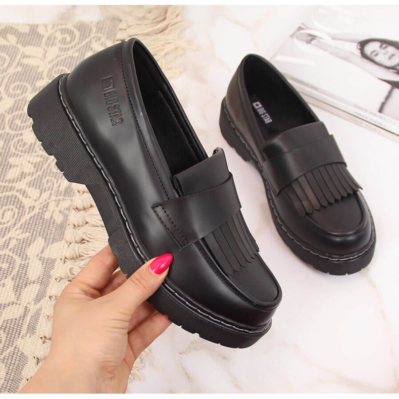 Schwarze Damenschuhe auf der Plattform mit Fransen Big Star II274100 2